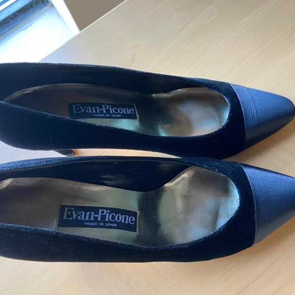 Evan Picone Vintage Black Velvet & Satin Shoes with Detachable Rhinestone Clips - Picture 4 of 12